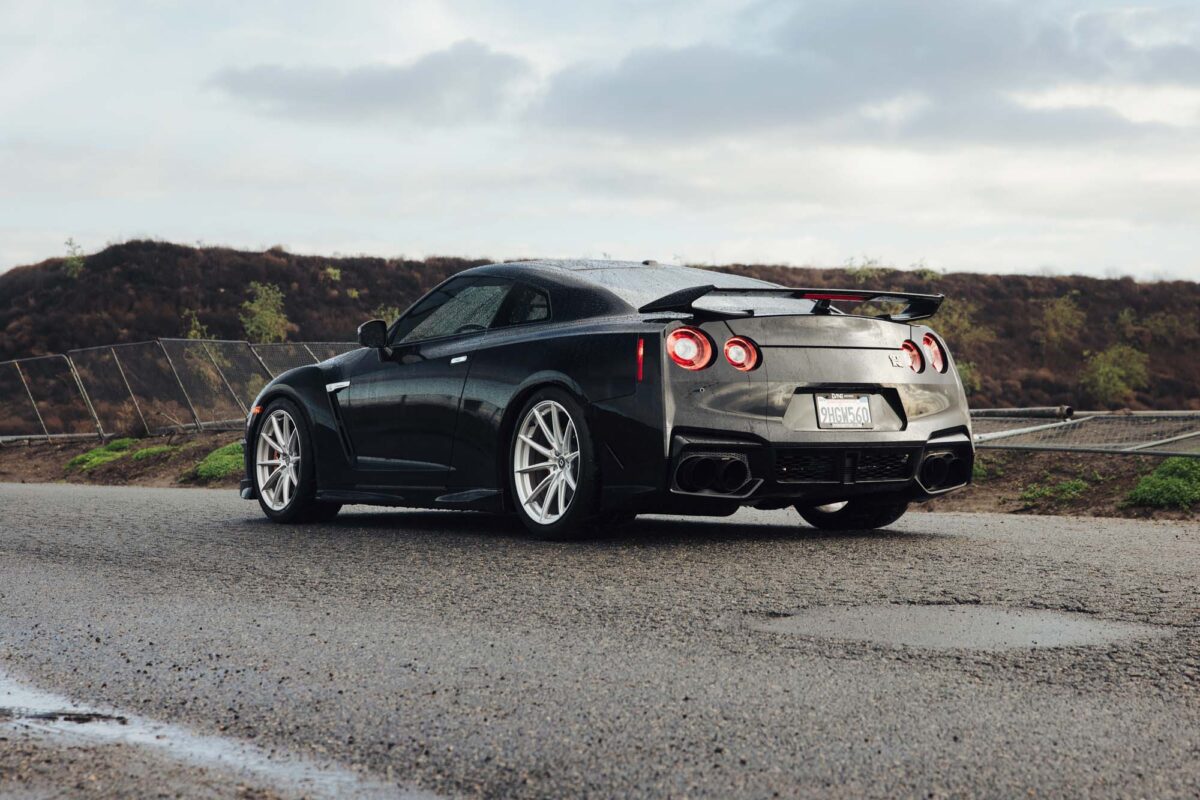 Nissan GTR - CX1 Brushed Silver(11)